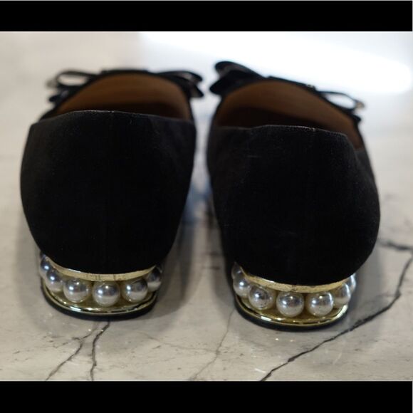 Flats With Pearl Accent - Picture 1 of 5
